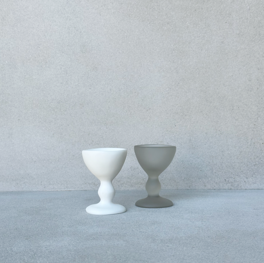 PEDESTAL Egg Cup / White