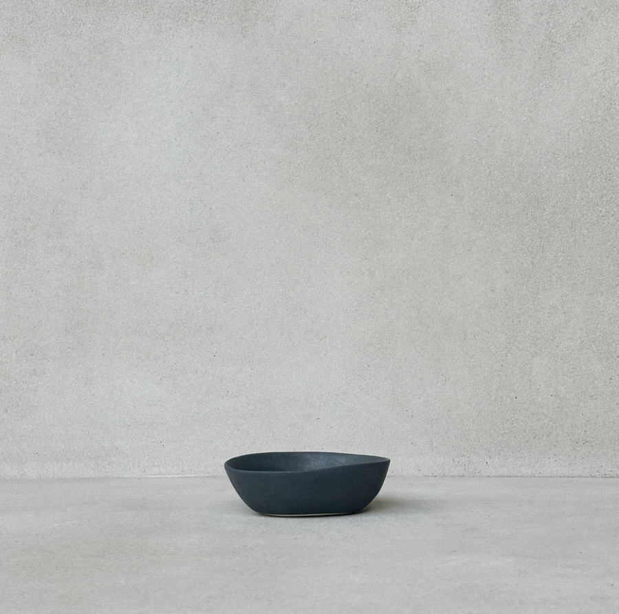 This Quiet Dust Mini Bowl / Black