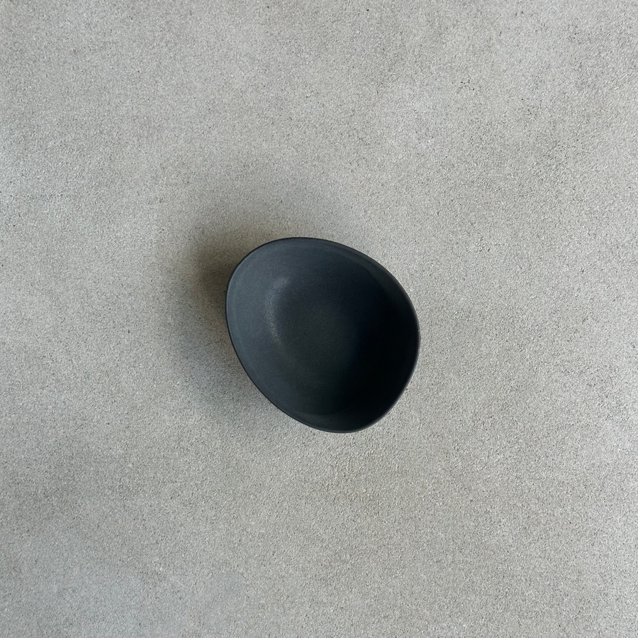 This Quiet Dust Mini Bowl / Black