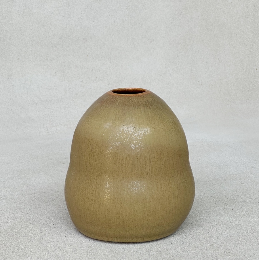 Large Ochre Vessel