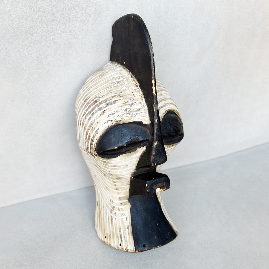 KIFWEBE TRIBAL MASK