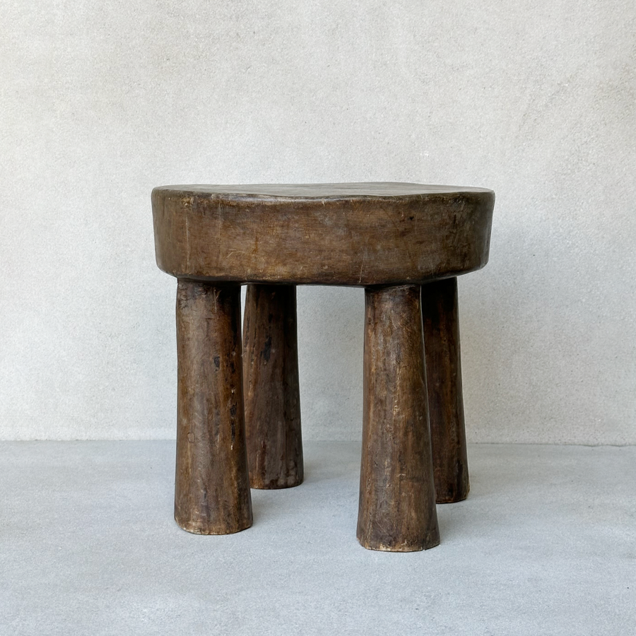 Vintage African Lobi Stool / Medium Wood