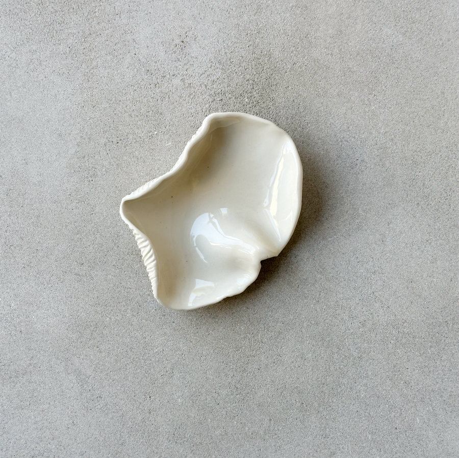 Almond Meringue Dish