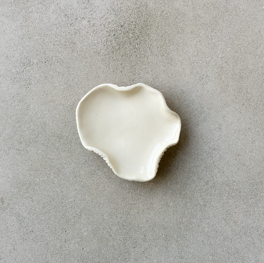 Almond Meringue Dish