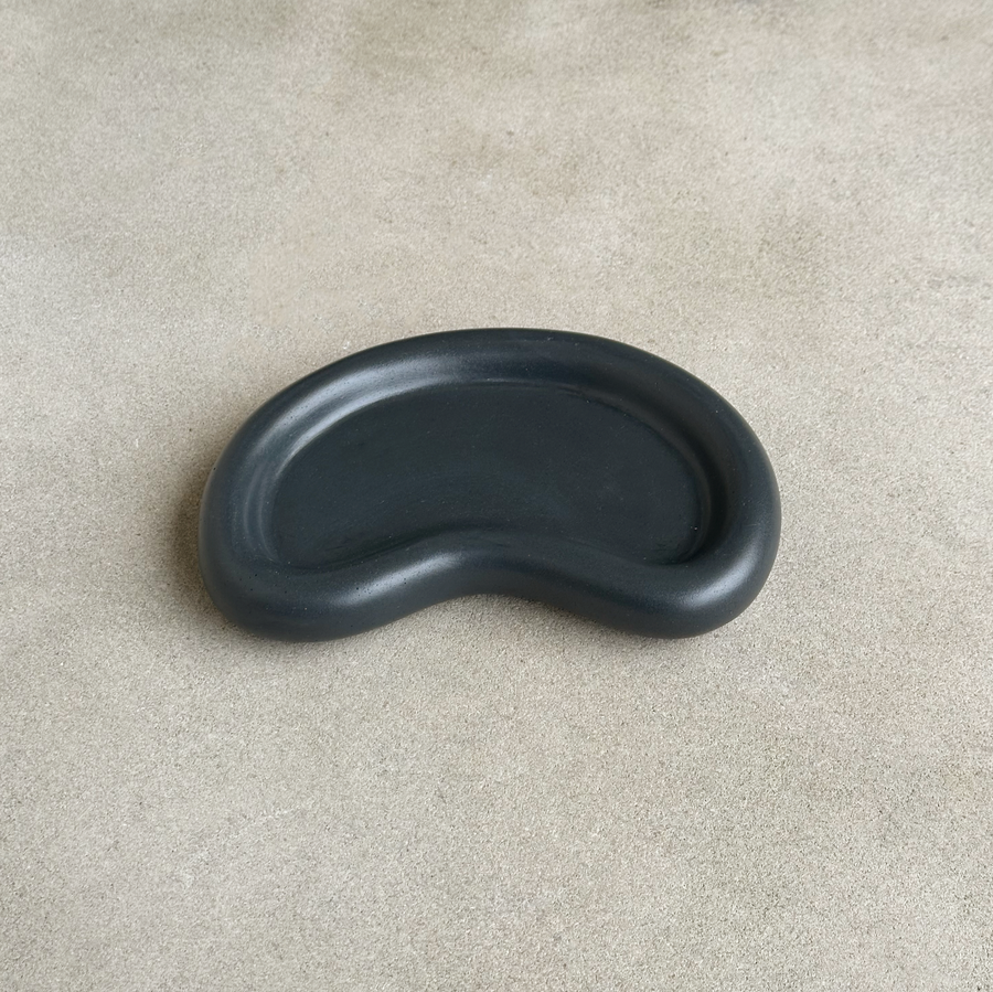 Faba - Concrete Tray / Black