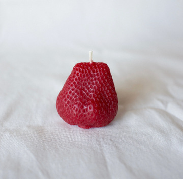 Beeswax Large Strawberry Candle