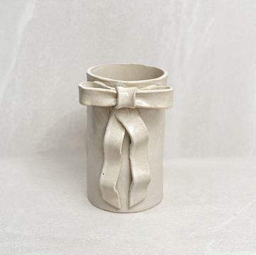 Salto Bow Vase / Medium