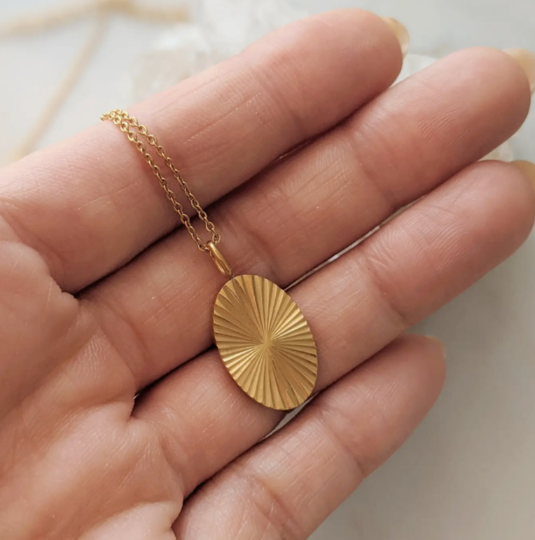 Oval Burst Necklace