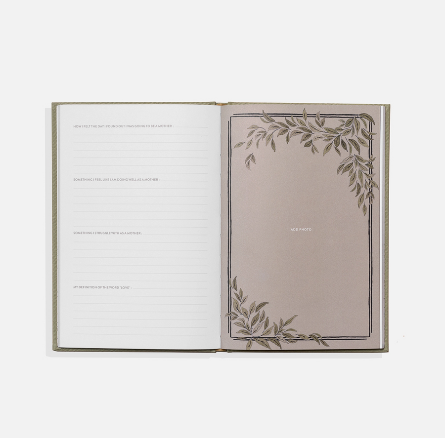 Mom's Story: A Memory and Keepsake Journal For My Family