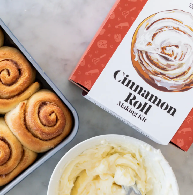 Cinnamon Roll Making Kit